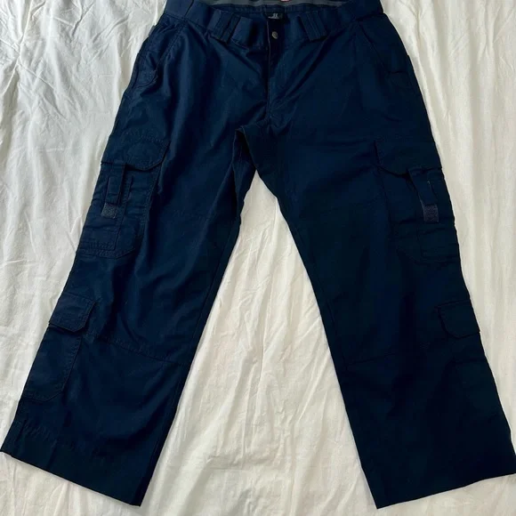 5.11 Tactical Navy Blue Cargo Pants - Picture 4 of 16